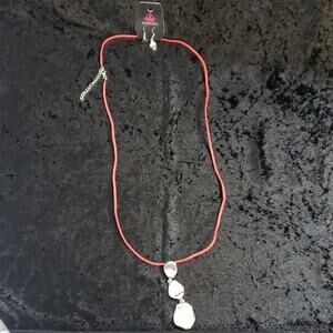 Necklace‎ & Pierced Earrings Set